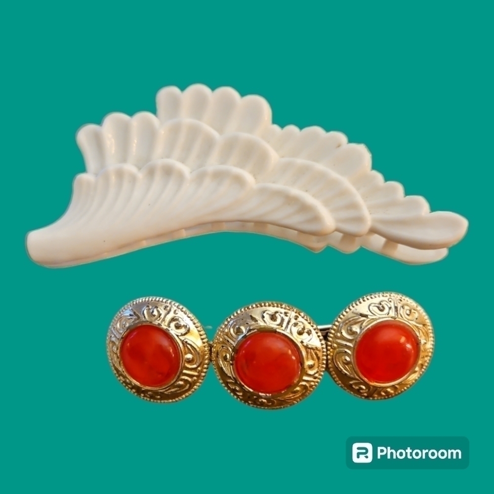 3/$30 Vintage Angel Wings Hair Claw and Circles Barrette